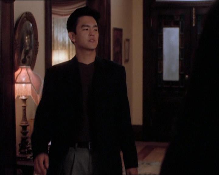 Charmed-Online_dot_net-1x04DeadManDating0830.jpg Charmed-Online_dot_net-1x04DeadManDating0830.jpg
