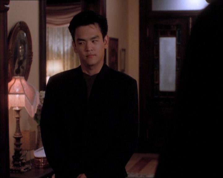 Charmed-Online_dot_net-1x04DeadManDating0846.jpg