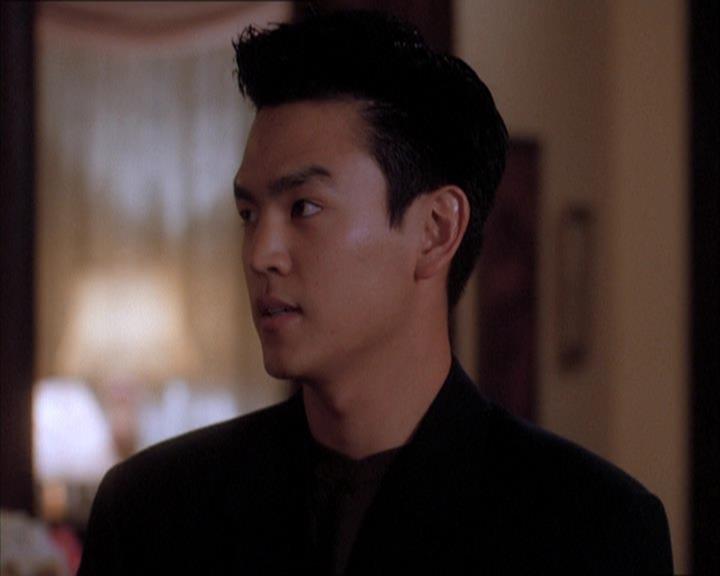 Charmed-Online_dot_net-1x04DeadManDating0848.jpg Charmed-Online_dot_net-1x04DeadManDating0848.jpg
