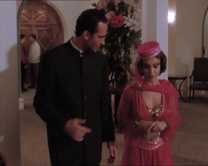 Charmed-Online_dot_net-1x04DeadManDating0957.jpg Charmed-Online_dot_net-1x04DeadManDating0957.jpg