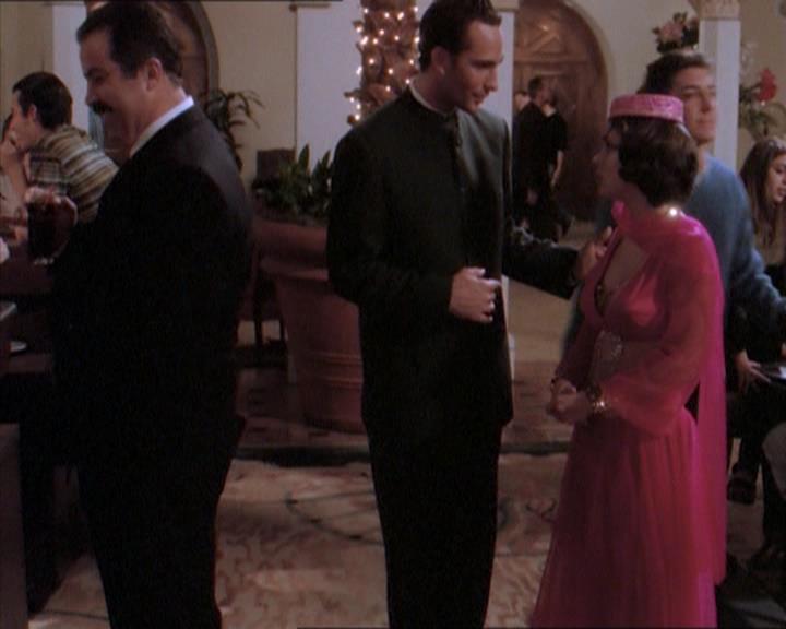 Charmed-Online_dot_net-1x04DeadManDating0965.jpg Charmed-Online_dot_net-1x04DeadManDating0965.jpg