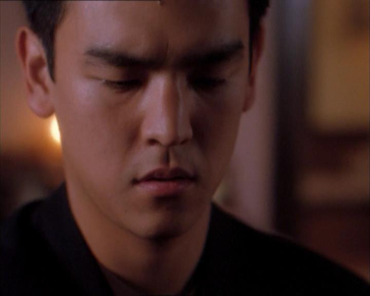 Charmed-Online_dot_net-1x04DeadManDating1012.jpg Charmed-Online_dot_net-1x04DeadManDating1012.jpg