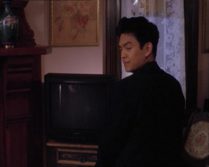 Charmed-Online_dot_net-1x04DeadManDating1028.jpg Charmed-Online_dot_net-1x04DeadManDating1028.jpg