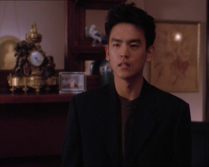 Charmed-Online_dot_net-1x04DeadManDating1045.jpg Charmed-Online_dot_net-1x04DeadManDating1045.jpg