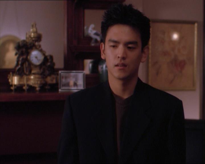 Charmed-Online_dot_net-1x04DeadManDating1046.jpg Charmed-Online_dot_net-1x04DeadManDating1046.jpg