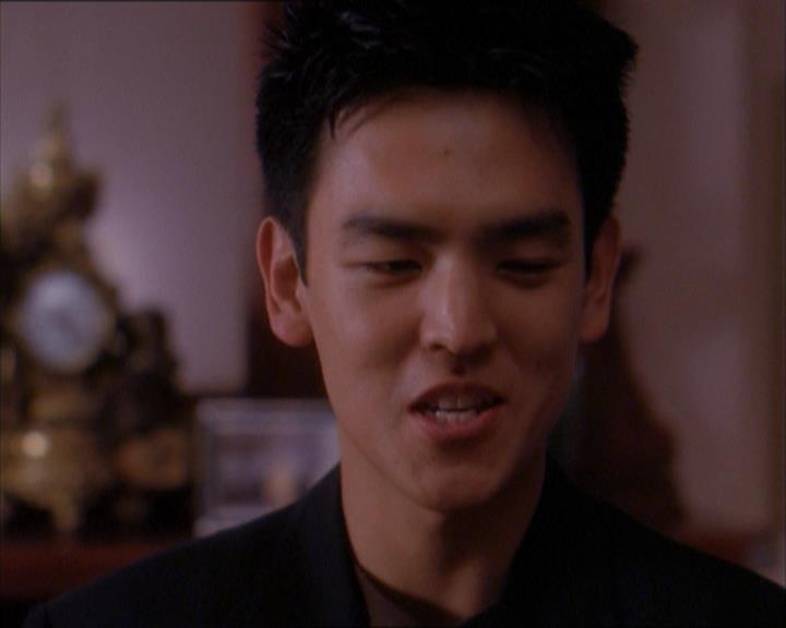 Charmed-Online_dot_net-1x04DeadManDating1060.jpg Charmed-Online_dot_net-1x04DeadManDating1060.jpg