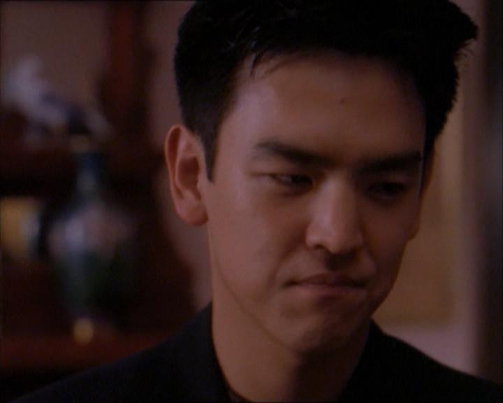 Charmed-Online_dot_net-1x04DeadManDating1071.jpg Charmed-Online_dot_net-1x04DeadManDating1071.jpg