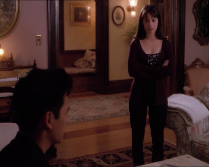 Charmed-Online_dot_net-1x04DeadManDating1080.jpg Charmed-Online_dot_net-1x04DeadManDating1080.jpg