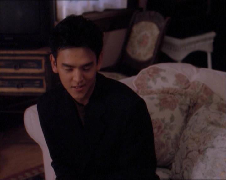 Charmed-Online_dot_net-1x04DeadManDating1088.jpg Charmed-Online_dot_net-1x04DeadManDating1088.jpg