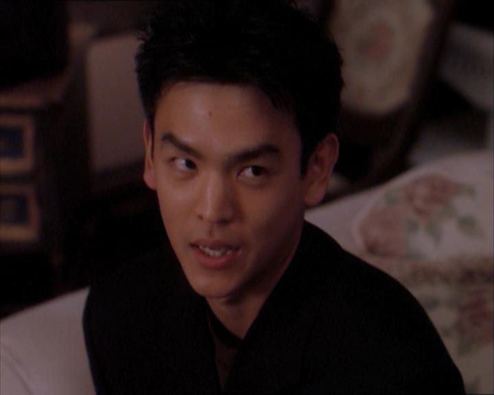 Charmed-Online_dot_net-1x04DeadManDating1103.jpg Charmed-Online_dot_net-1x04DeadManDating1103.jpg