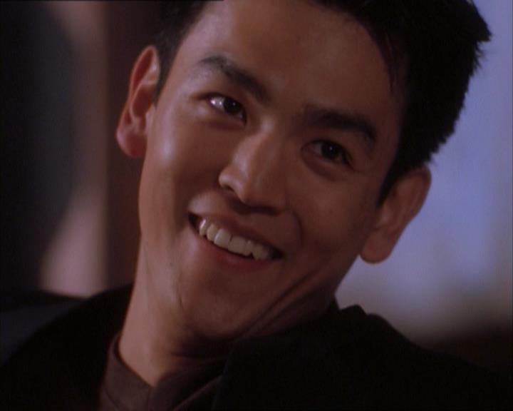 Charmed-Online_dot_net-1x04DeadManDating1119.jpg Charmed-Online_dot_net-1x04DeadManDating1119.jpg