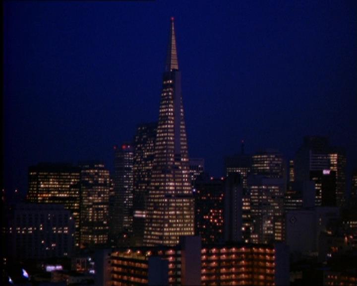 Charmed-Online_dot_net-1x04DeadManDating1124.jpg Charmed-Online_dot_net-1x04DeadManDating1124.jpg