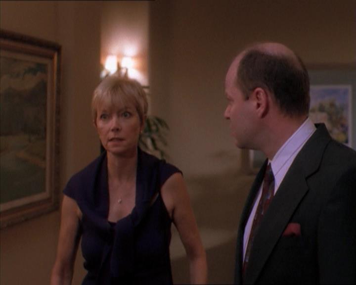 Charmed-Online_dot_net-1x04DeadManDating1151.jpg Charmed-Online_dot_net-1x04DeadManDating1151.jpg