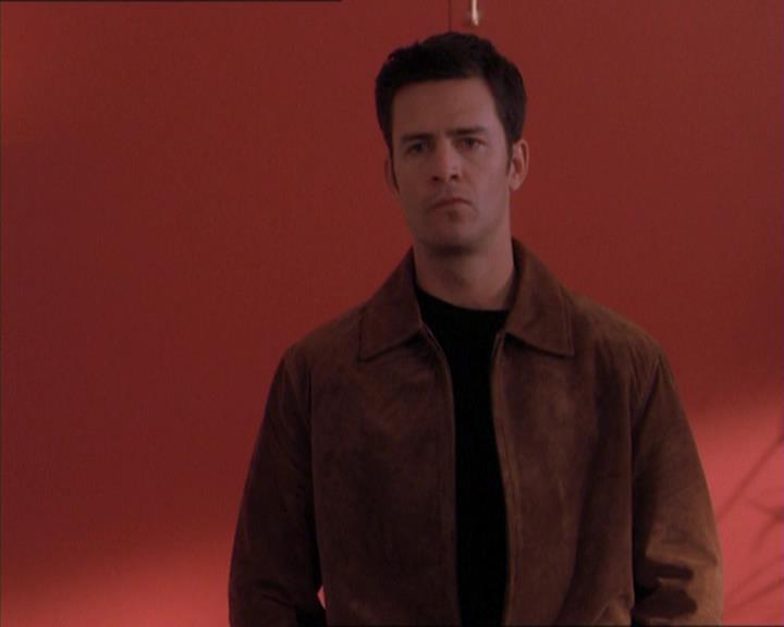 Charmed-Online_dot_net-1x04DeadManDating1231.jpg