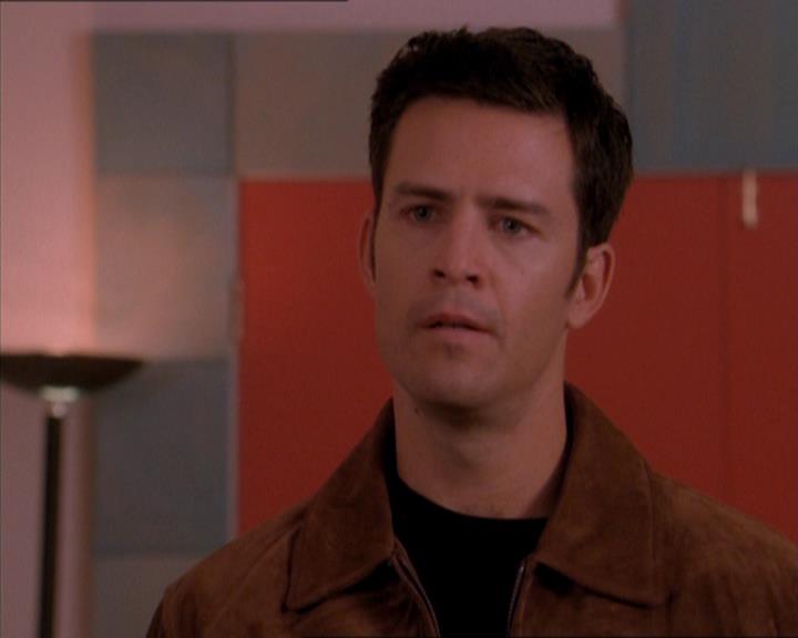 Charmed-Online_dot_net-1x04DeadManDating1253.jpg