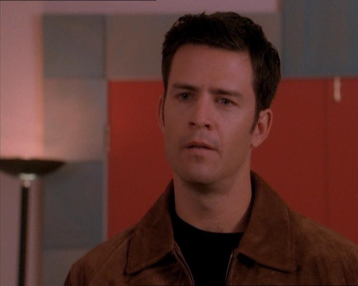 Charmed-Online_dot_net-1x04DeadManDating1255.jpg
