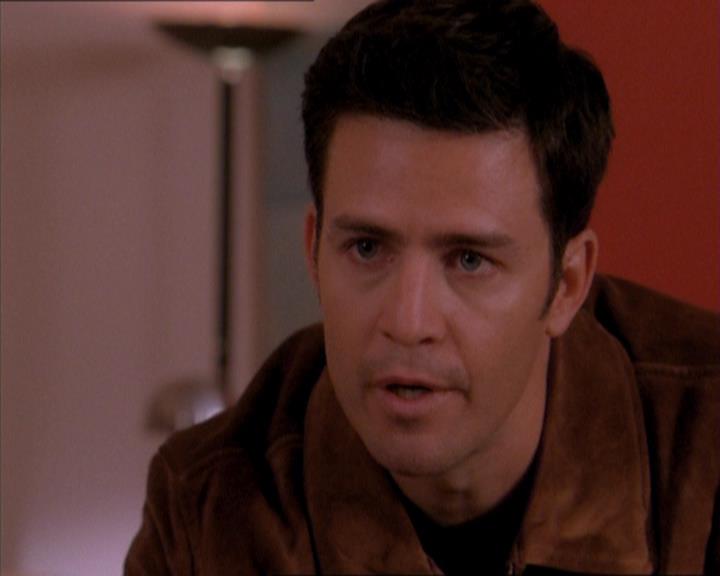 Charmed-Online_dot_net-1x04DeadManDating1262.jpg Charmed-Online_dot_net-1x04DeadManDating1262.jpg