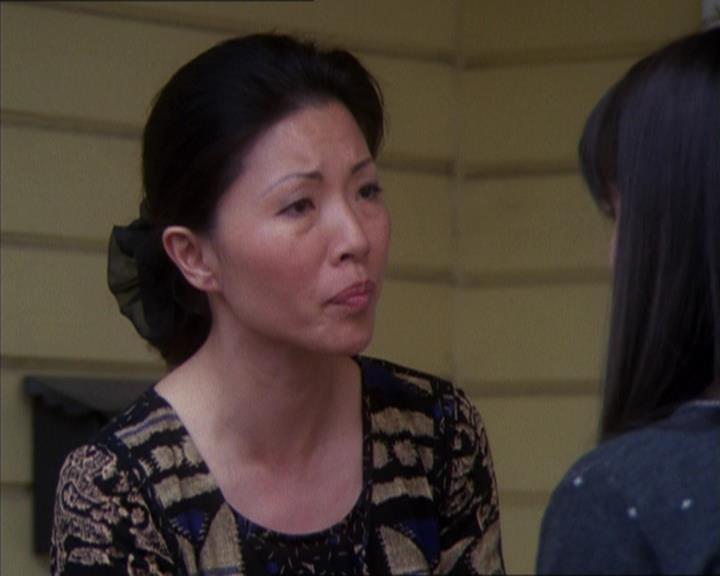 Charmed-Online_dot_net-1x04DeadManDating1317.jpg Charmed-Online_dot_net-1x04DeadManDating1317.jpg