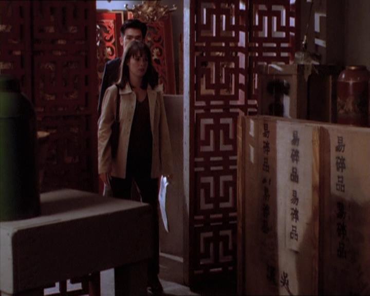 Charmed-Online_dot_net-1x04DeadManDating1528.jpg Charmed-Online_dot_net-1x04DeadManDating1528.jpg