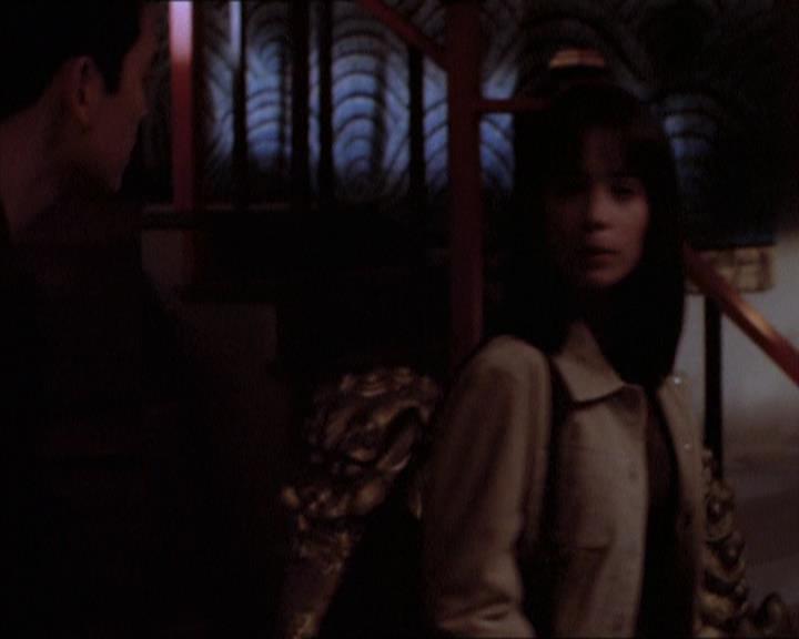 Charmed-Online_dot_net-1x04DeadManDating1538.jpg Charmed-Online_dot_net-1x04DeadManDating1538.jpg