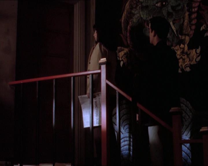 Charmed-Online_dot_net-1x04DeadManDating1551.jpg Charmed-Online_dot_net-1x04DeadManDating1551.jpg