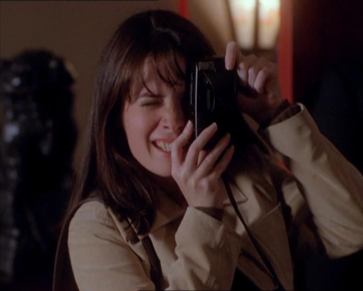 Charmed-Online_dot_net-1x04DeadManDating1566.jpg Charmed-Online_dot_net-1x04DeadManDating1566.jpg