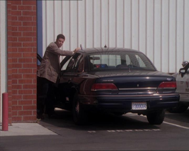 Charmed-Online_dot_net-1x04DeadManDating1645.jpg Charmed-Online_dot_net-1x04DeadManDating1645.jpg