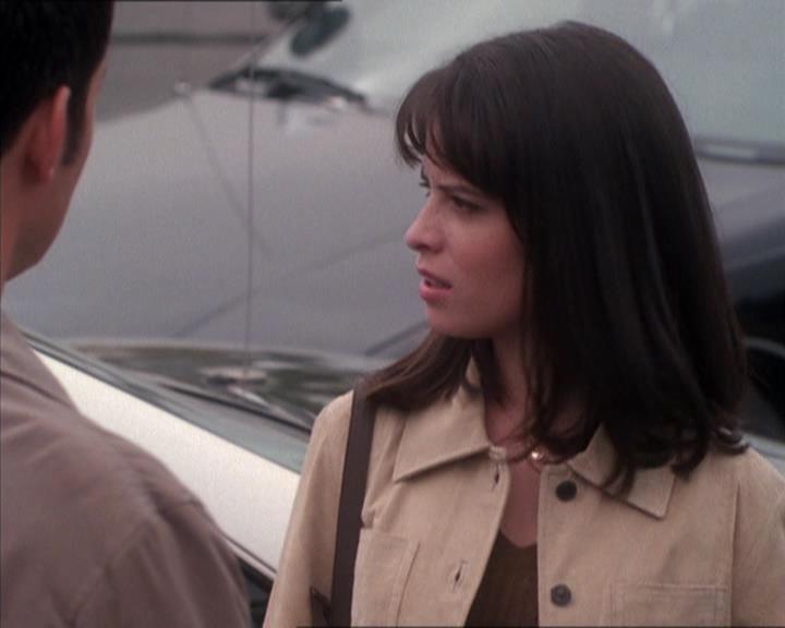 Charmed-Online_dot_net-1x04DeadManDating1671.jpg Charmed-Online_dot_net-1x04DeadManDating1671.jpg