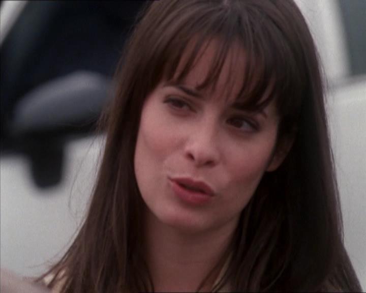 Charmed-Online_dot_net-1x04DeadManDating1679.jpg Charmed-Online_dot_net-1x04DeadManDating1679.jpg