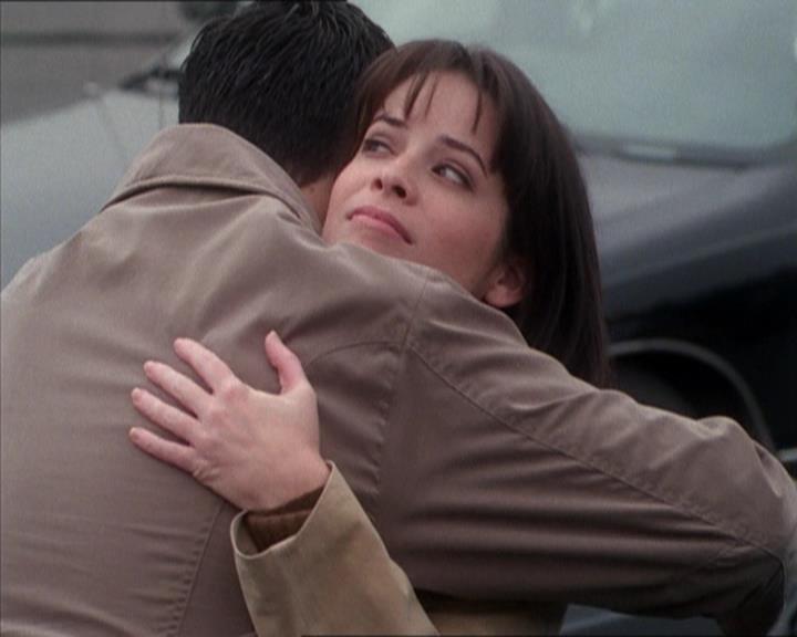 Charmed-Online_dot_net-1x04DeadManDating1694.jpg