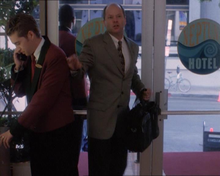 Charmed-Online_dot_net-1x04DeadManDating1744.jpg Charmed-Online_dot_net-1x04DeadManDating1744.jpg