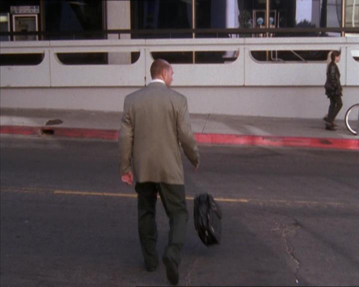 Charmed-Online_dot_net-1x04DeadManDating1752.jpg Charmed-Online_dot_net-1x04DeadManDating1752.jpg