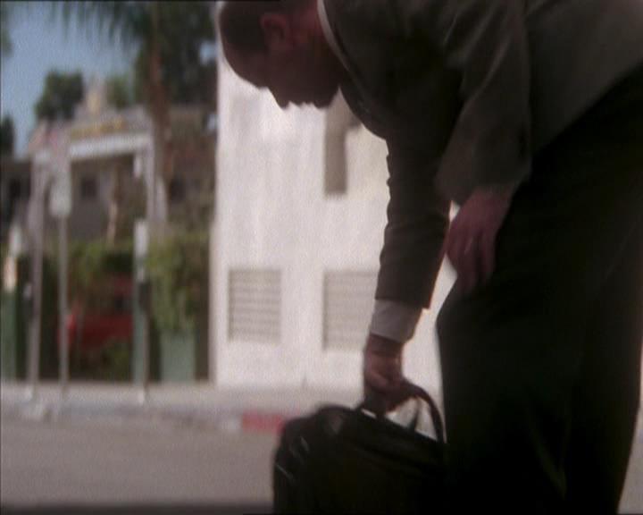 Charmed-Online_dot_net-1x04DeadManDating1753.jpg Charmed-Online_dot_net-1x04DeadManDating1753.jpg