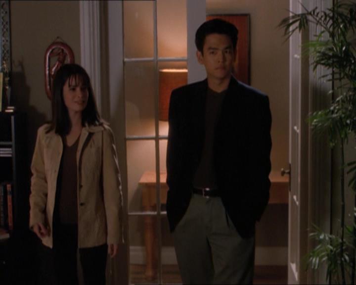 Charmed-Online_dot_net-1x04DeadManDating1780.jpg Charmed-Online_dot_net-1x04DeadManDating1780.jpg