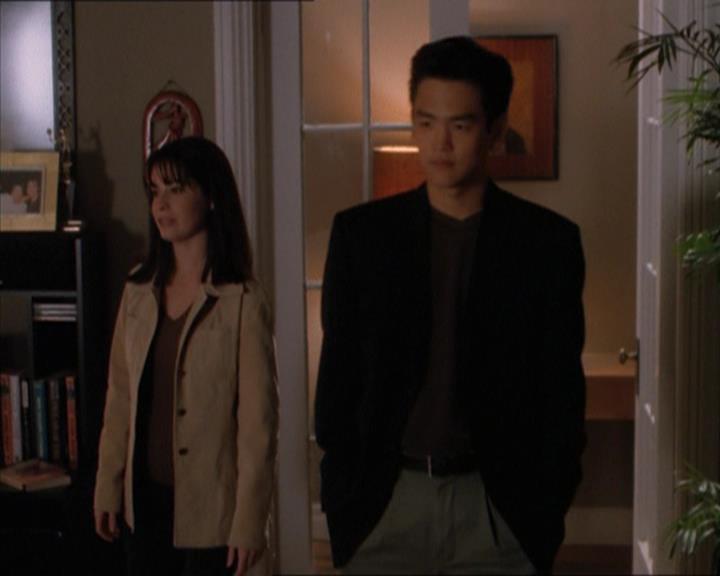 Charmed-Online_dot_net-1x04DeadManDating1782.jpg Charmed-Online_dot_net-1x04DeadManDating1782.jpg
