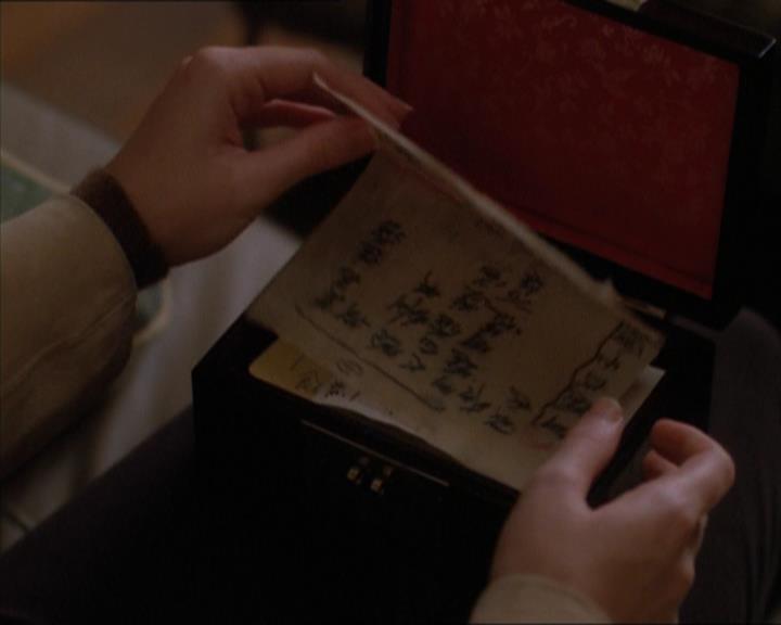 Charmed-Online_dot_net-1x04DeadManDating1831.jpg Charmed-Online_dot_net-1x04DeadManDating1831.jpg