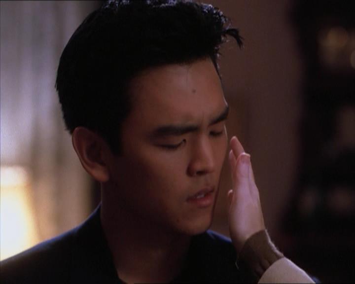 Charmed-Online_dot_net-1x04DeadManDating1988.jpg Charmed-Online_dot_net-1x04DeadManDating1988.jpg