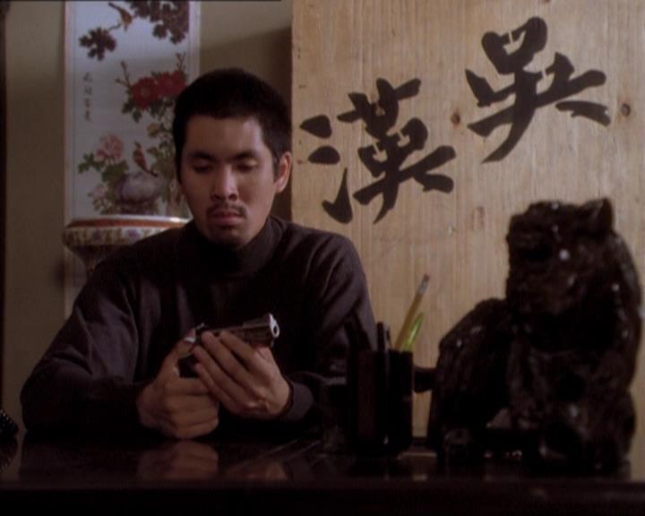 Charmed-Online_dot_net-1x04DeadManDating2045.jpg Charmed-Online_dot_net-1x04DeadManDating2045.jpg