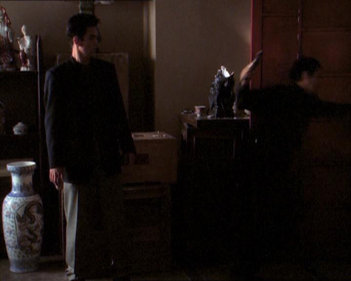 Charmed-Online_dot_net-1x04DeadManDating2133.jpg Charmed-Online_dot_net-1x04DeadManDating2133.jpg