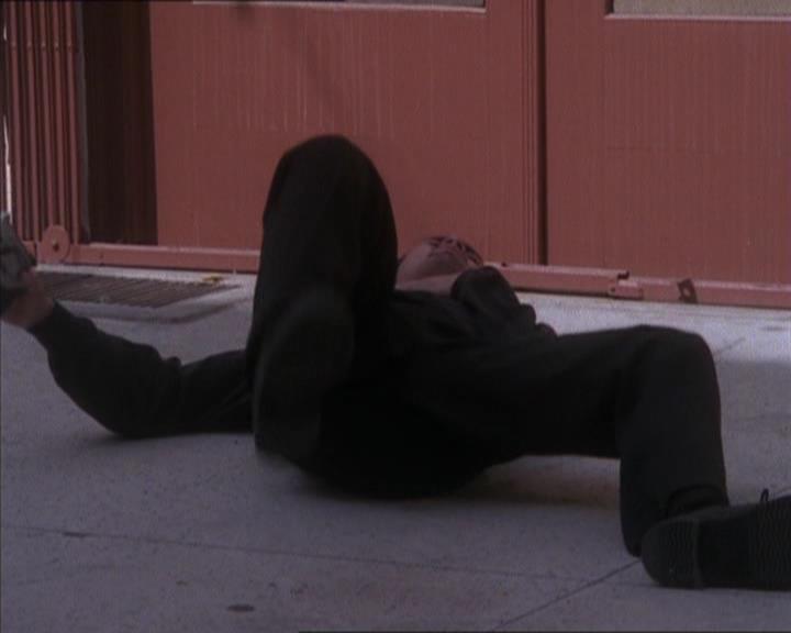 Charmed-Online_dot_net-1x04DeadManDating2150.jpg Charmed-Online_dot_net-1x04DeadManDating2150.jpg