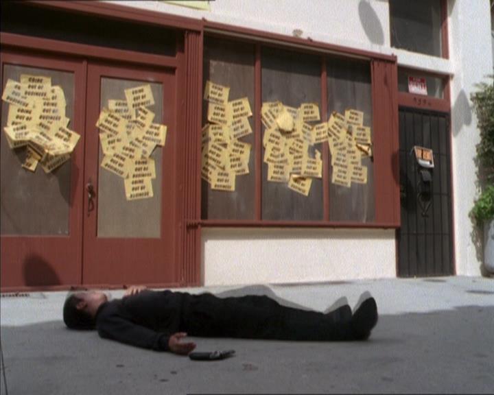 Charmed-Online_dot_net-1x04DeadManDating2167.jpg Charmed-Online_dot_net-1x04DeadManDating2167.jpg