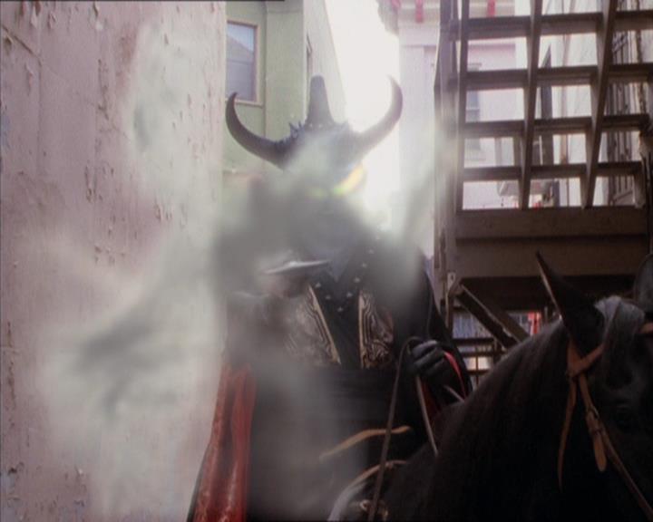 Charmed-Online_dot_net-1x04DeadManDating2220.jpg Charmed-Online_dot_net-1x04DeadManDating2220.jpg