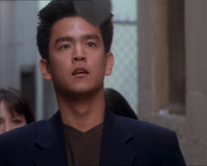 Charmed-Online_dot_net-1x04DeadManDating2227.jpg Charmed-Online_dot_net-1x04DeadManDating2227.jpg