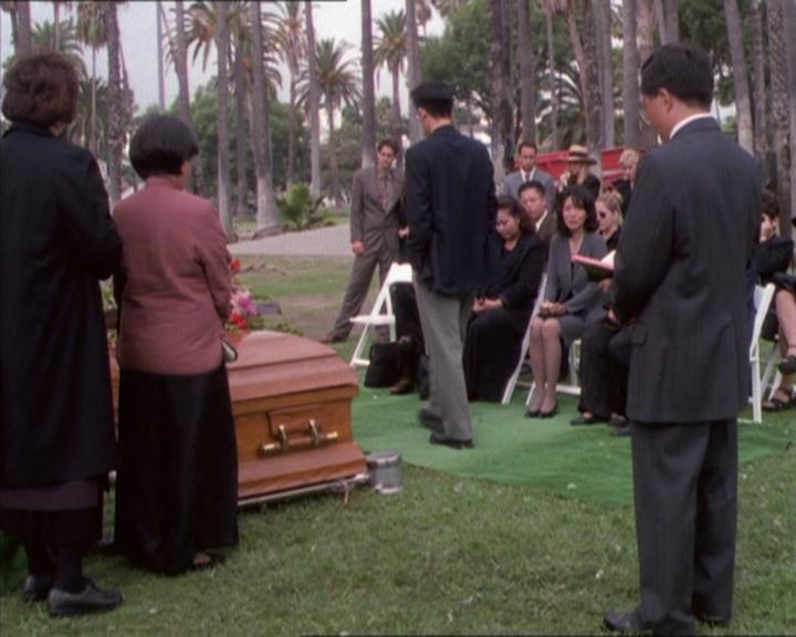 Charmed-Online_dot_net-1x04DeadManDating2284.jpg Charmed-Online_dot_net-1x04DeadManDating2284.jpg