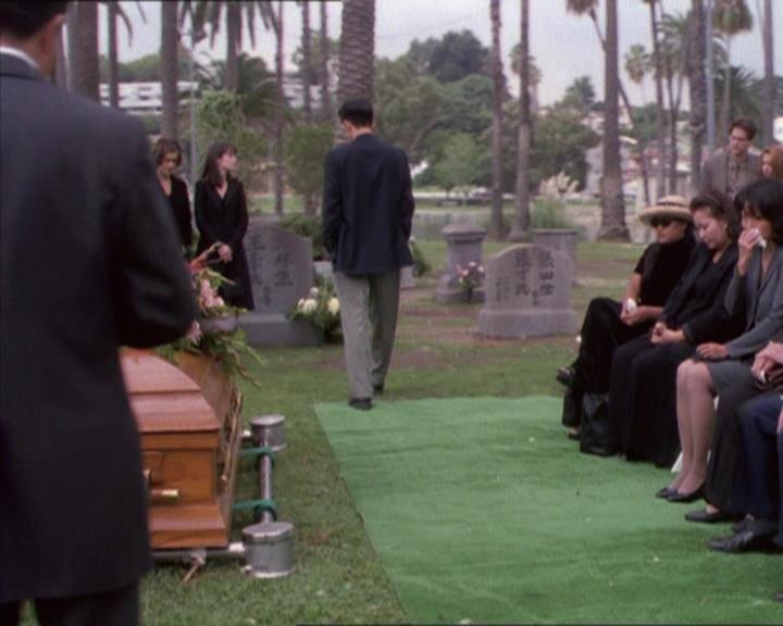 Charmed-Online_dot_net-1x04DeadManDating2287.jpg
