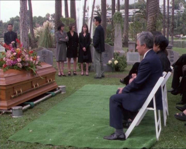 Charmed-Online_dot_net-1x04DeadManDating2291.jpg