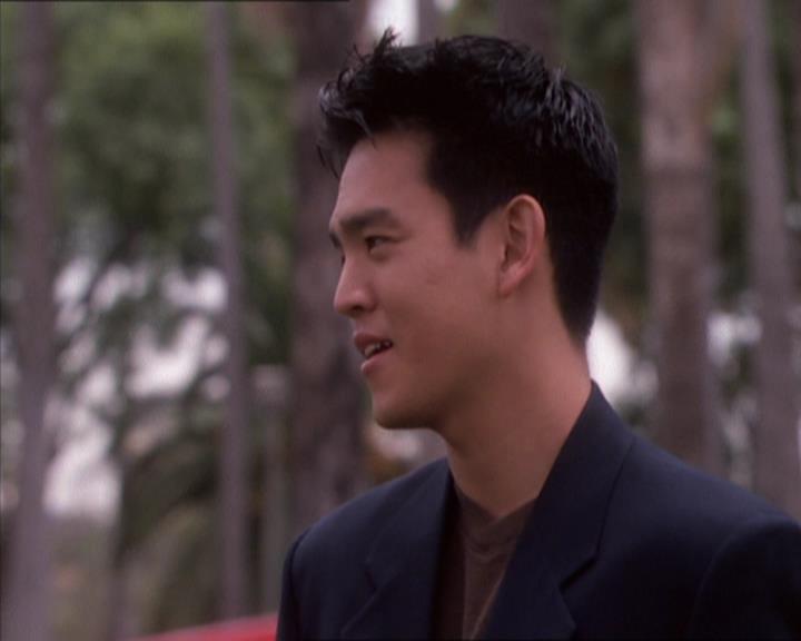 Charmed-Online_dot_net-1x04DeadManDating2303.jpg Charmed-Online_dot_net-1x04DeadManDating2303.jpg