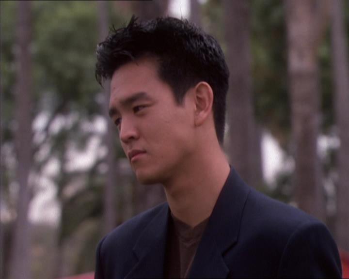 Charmed-Online_dot_net-1x04DeadManDating2305.jpg Charmed-Online_dot_net-1x04DeadManDating2305.jpg