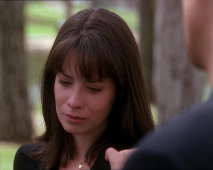 Charmed-Online_dot_net-1x04DeadManDating2320.jpg
