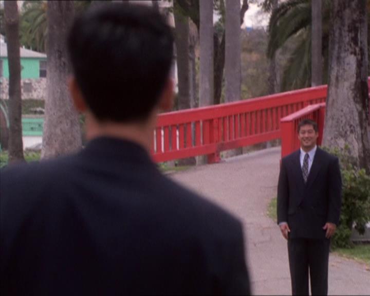 Charmed-Online_dot_net-1x04DeadManDating2350.jpg Charmed-Online_dot_net-1x04DeadManDating2350.jpg